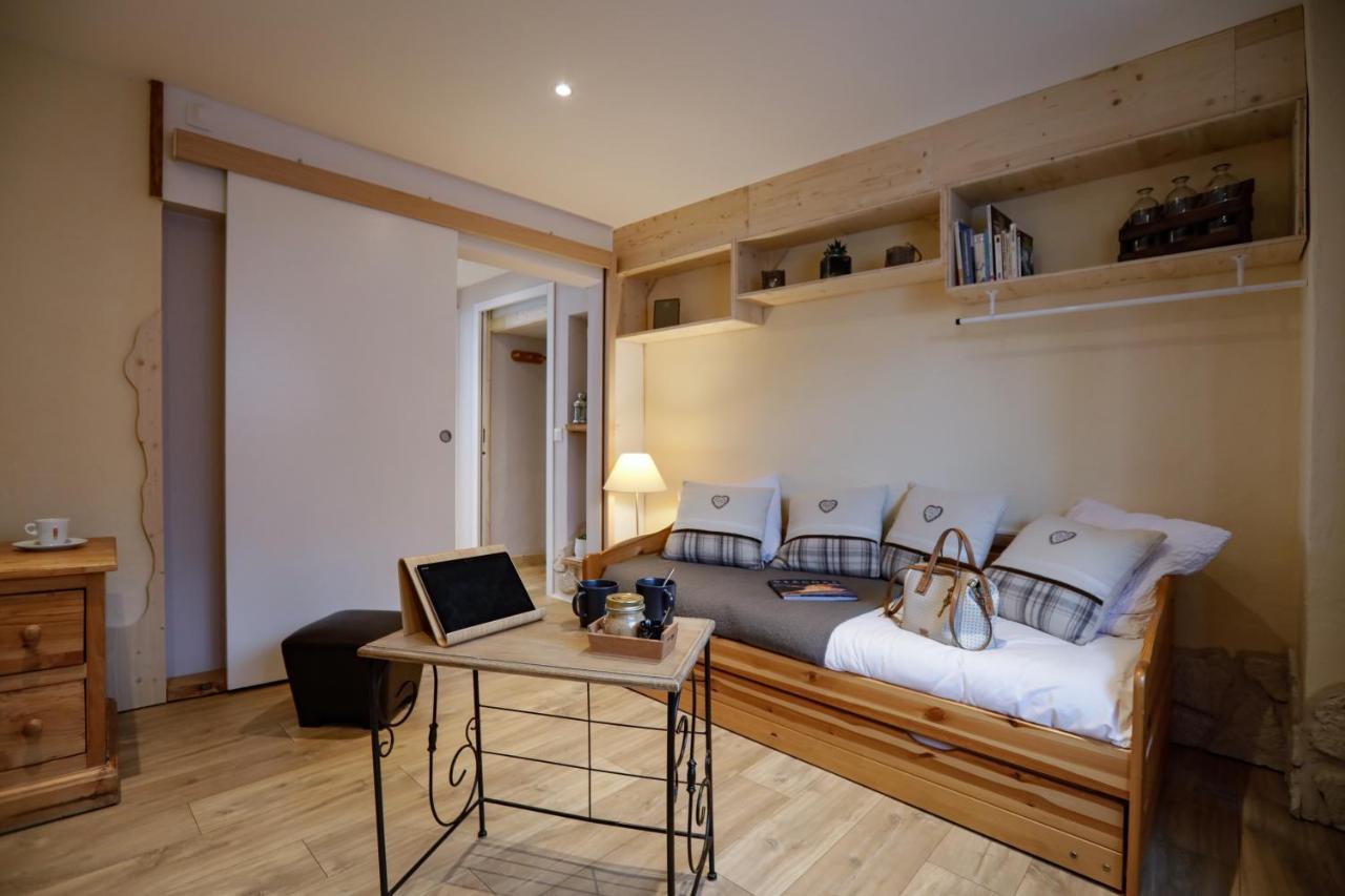 Auberge Des Deux Moucherolles Коррансон-ан-Веркор Экстерьер фото